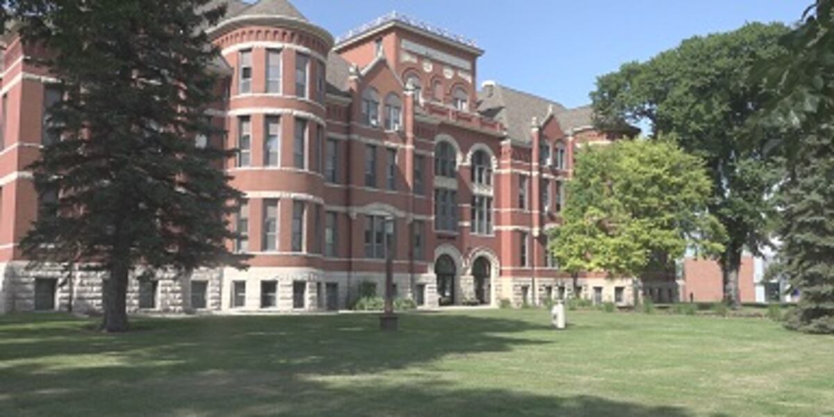 Universities Refund Students For COVID 19 Parents Say It s Not Enough universities-refund-students-for-covid-19-parents-say-it-s-not-enough